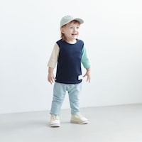 ネイビー系マルチカラー／モデル身長80cm・80サイズ着用