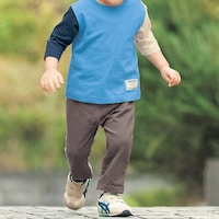 ブルー系マルチカラー／モデル身長85cm・80サイズ着用・体重10.8kg