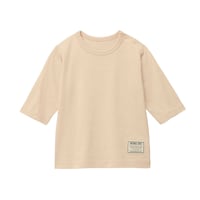 ライトベージュ