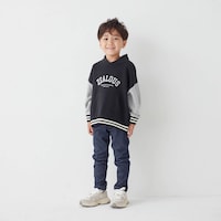 ブラック／モデル身長107cm・110サイズ着用