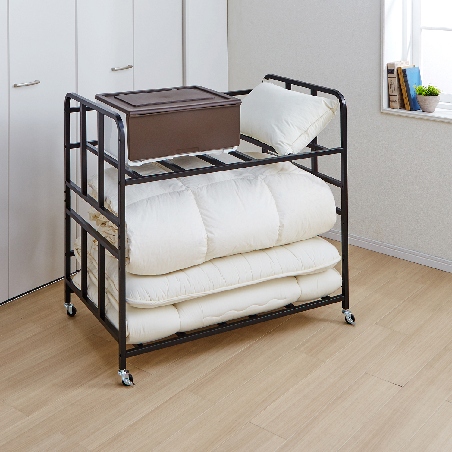 【ベルメゾン】キャスター付き布団ラック 【ベルメゾン】キャスター付き布団ラック