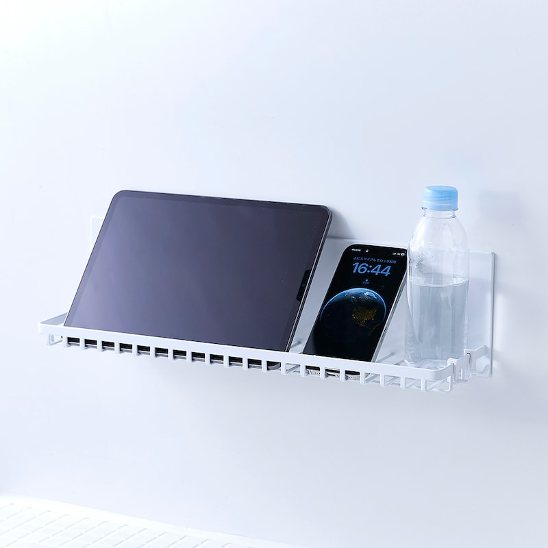 トレーL／浅型なので、タブレットなどを並べて半身浴時にも便利