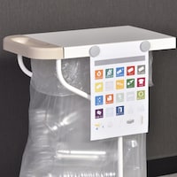 マグネットが付けられます。