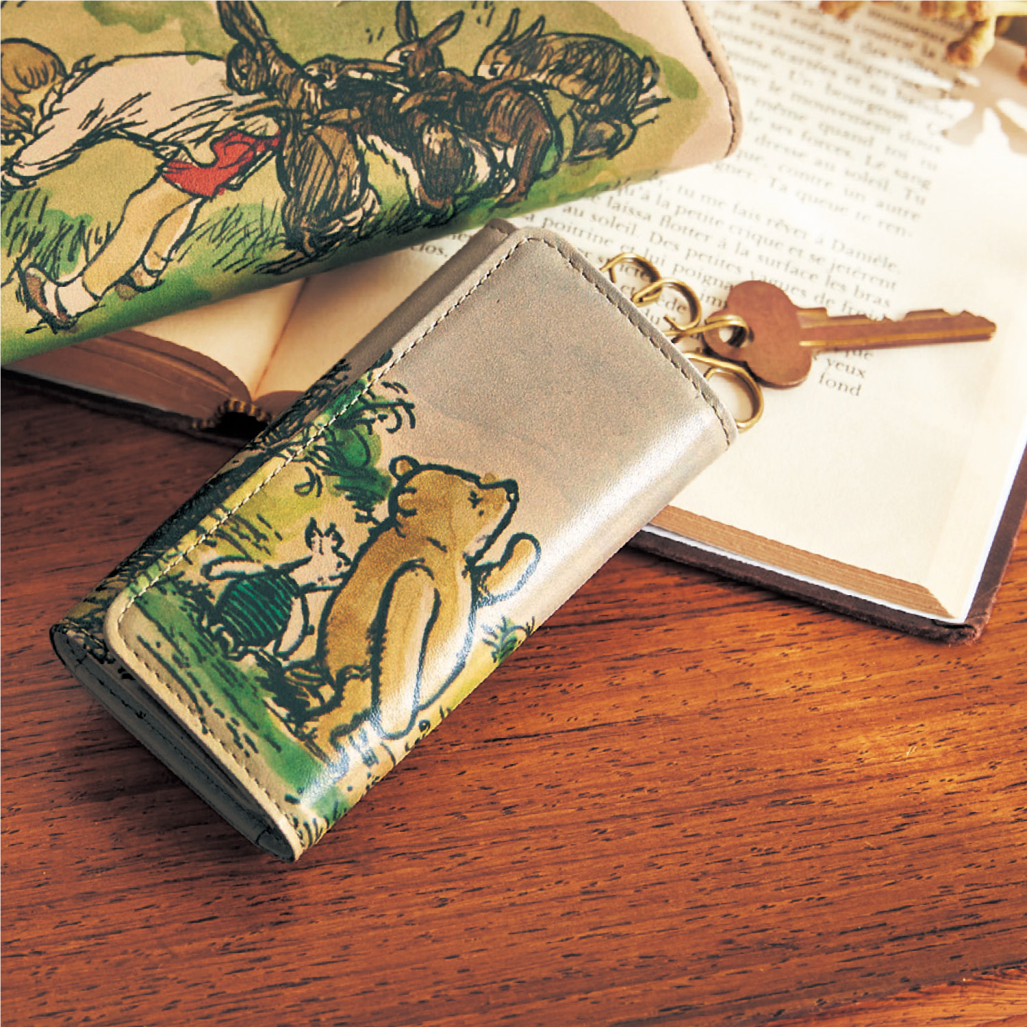 本革プリントキーケース ディズニー ダコタ クラシック プー ディズニー Disney 通販のベルメゾンネット 本革プリントキーケース ディズニー ダコタ クラシック プー ディズニー Disney 通販のベルメゾンネット