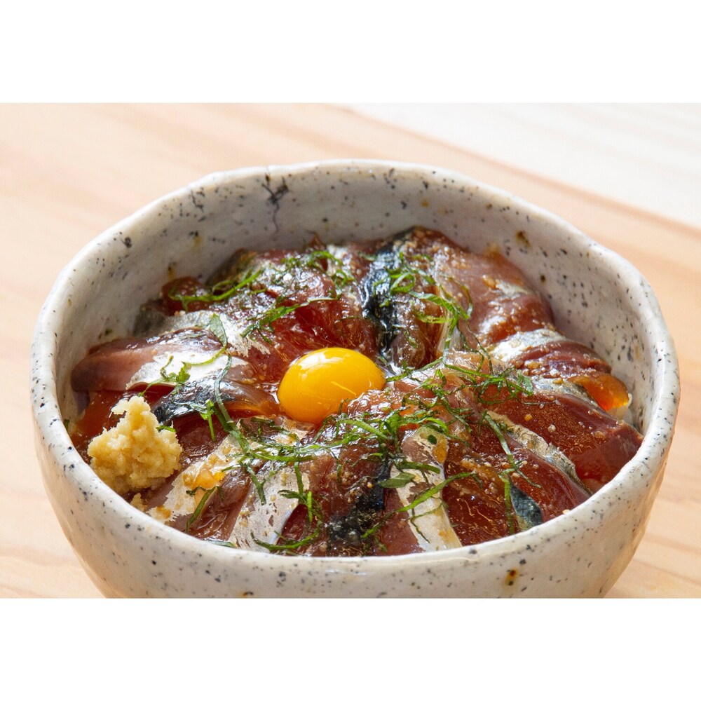 獲れたてサバの醤油漬け丼