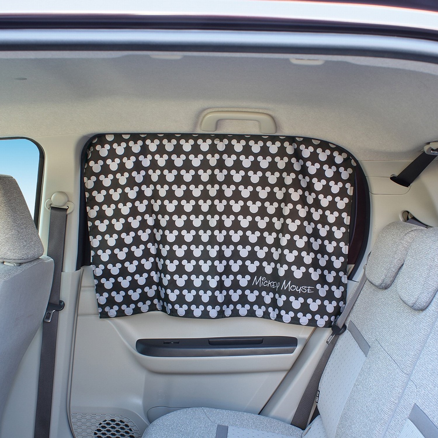 車用マグネットカーテン2枚セット ミッキーマウス ディズニー Disney 通販のベルメゾンネット 車用マグネットカーテン2枚セット ミッキーマウス ディズニー Disney 通販のベルメゾンネット