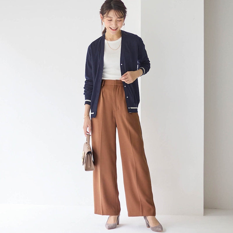 モデル身長170cm／M・股下66cm　※写真は撮影用のため股下+6cmになります。
