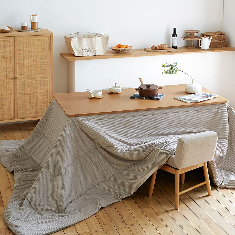 ダイニングテーブルとしても使えるこたつテーブル（ダイニングテーブル