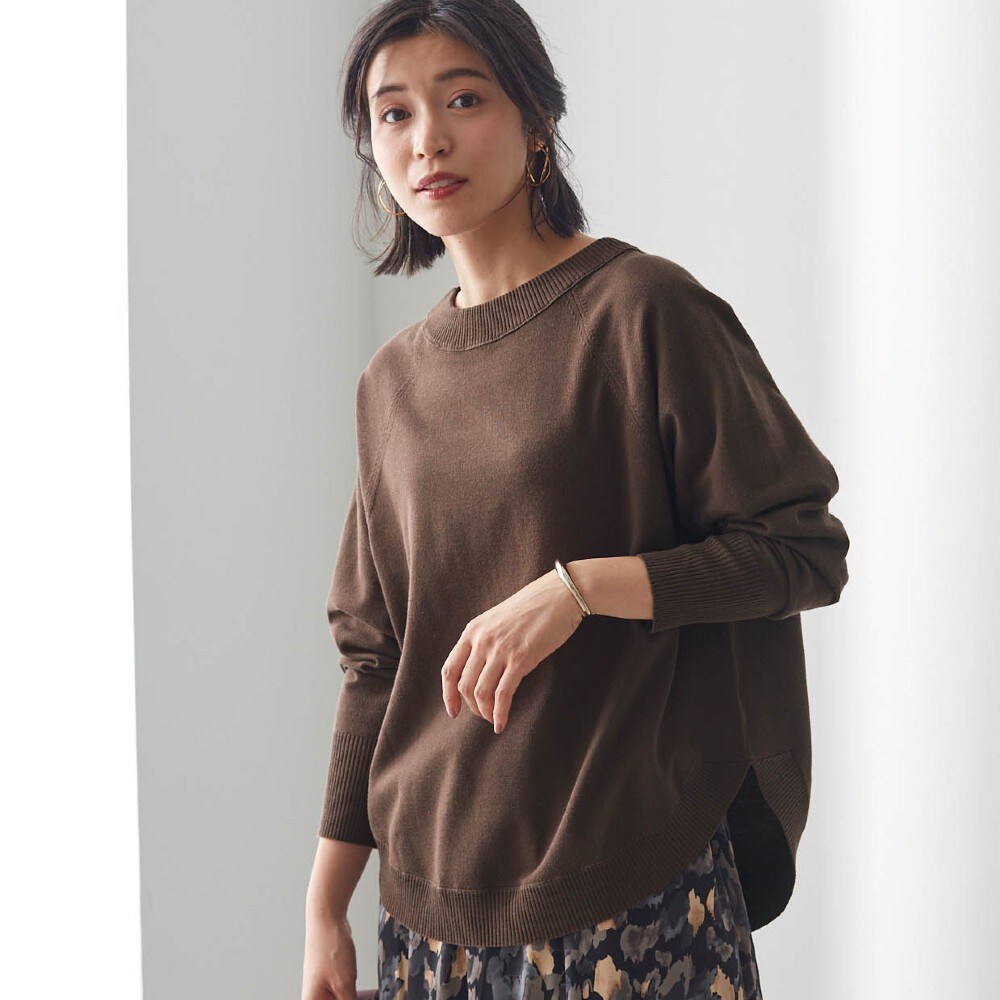 【ナチュラル & スタンダード/natural & standard】マカロンスウェット裾ラウンドニット