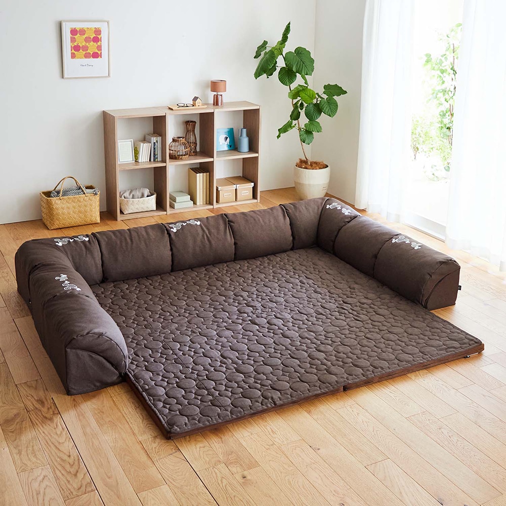 ラグが洗えるダブルコーナークッション「ミッキーモチーフ