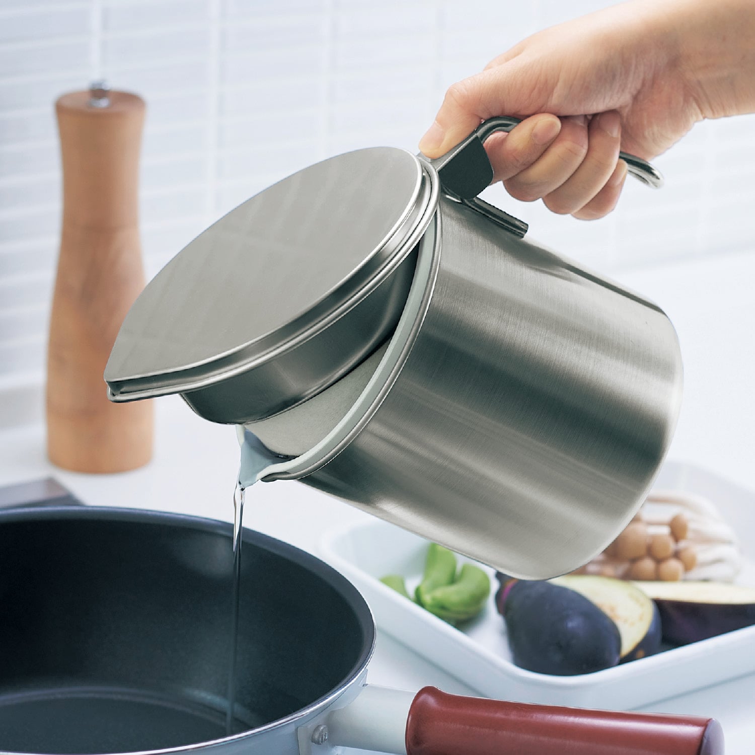 【ベルメゾン】食洗機対応 液だれしにくいステンレスオイルポット[日本製] 【カートリッジ大1つ付属】