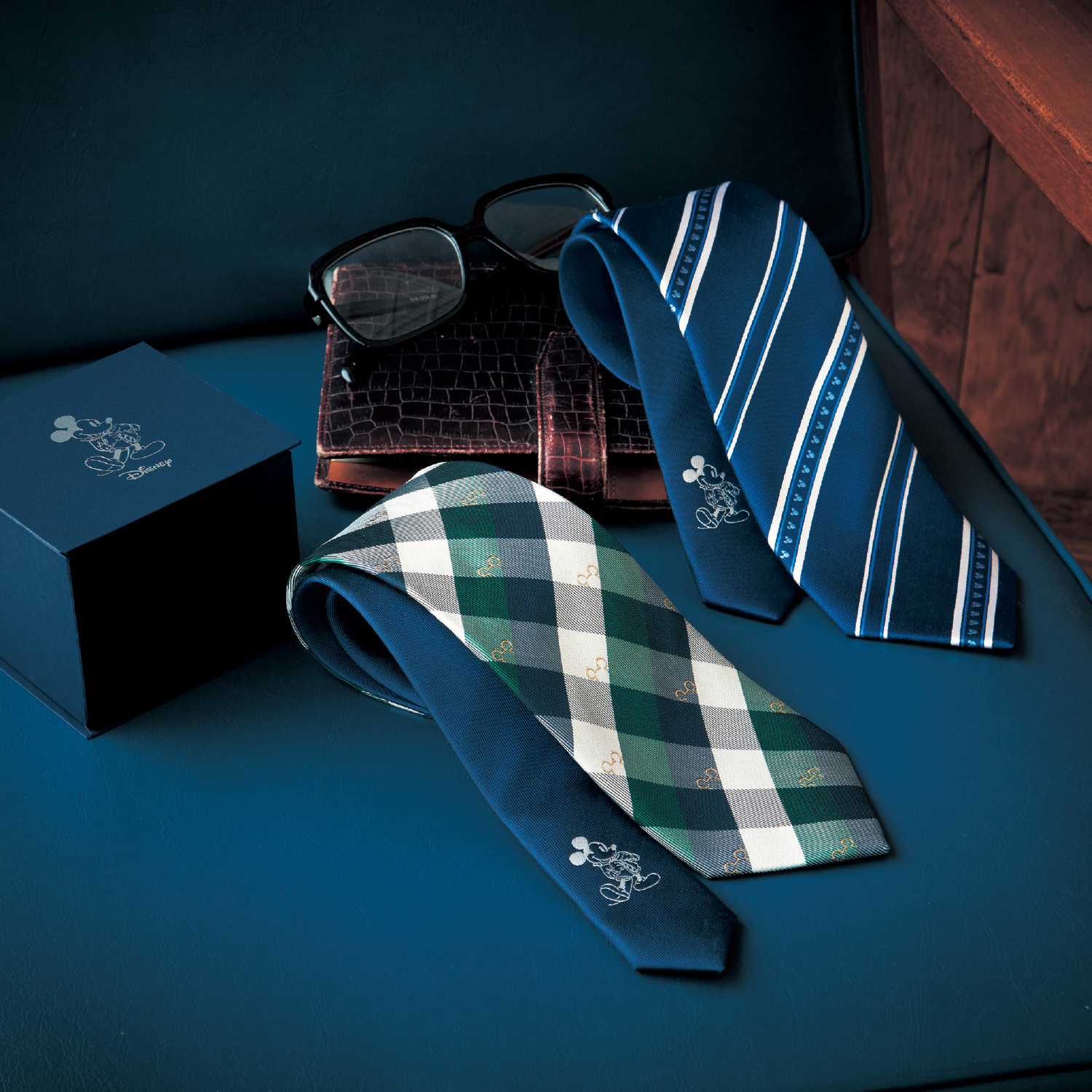 シルクネクタイ ミッキーモチーフ ディズニー Disney 通販のベルメゾンネット シルクネクタイ ミッキーモチーフ ディズニー Disney 通販のベルメゾンネット