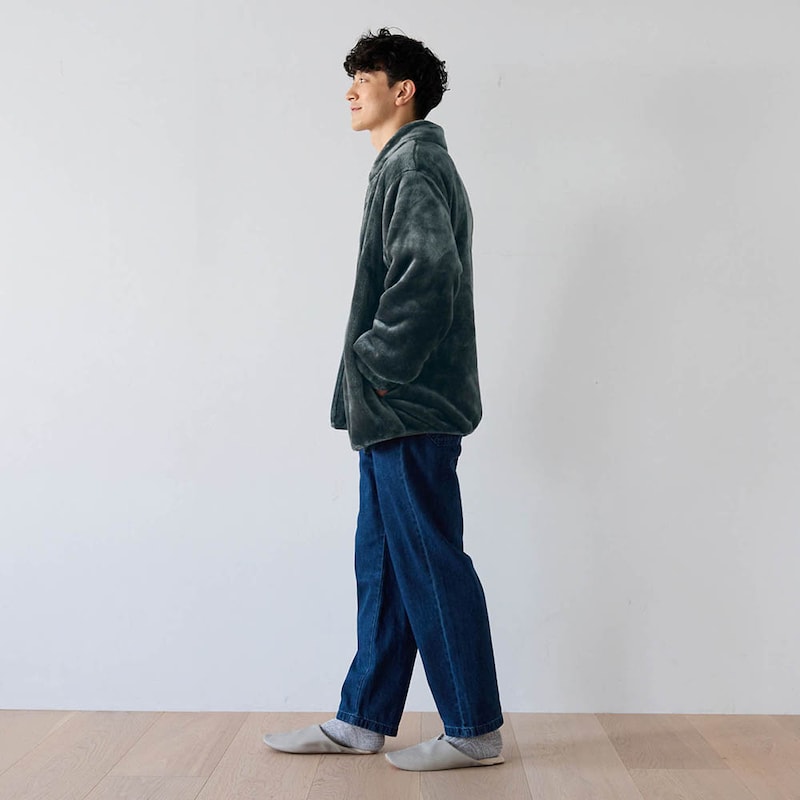 チャコール／モデル身長176cm・Lサイズ着用