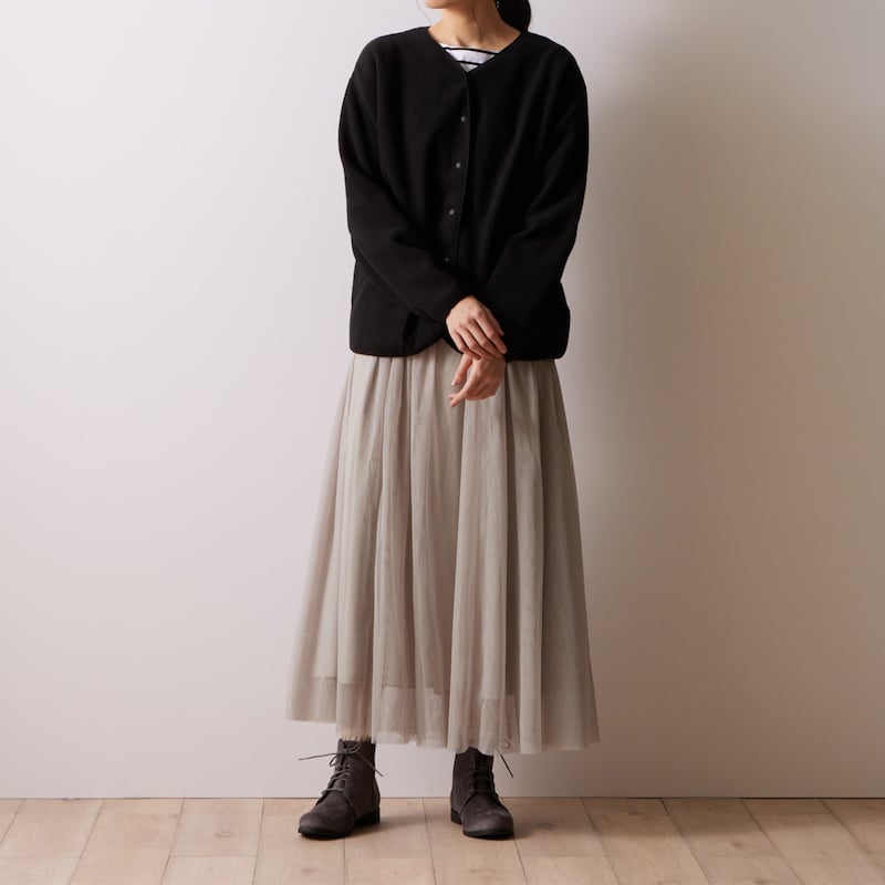 ブラック／モデル身長172cm・Mサイズ着用