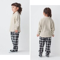 オートミール／モデル身長104.5cm・110サイズ着用