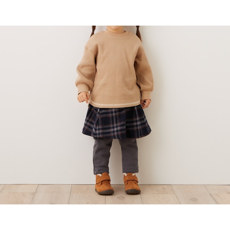 ネイビー系チェック／モデル身長87cm・90サイズ着用・体重14kg