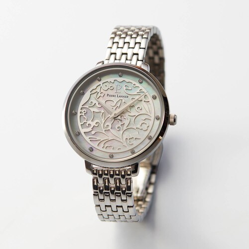 シェルフェイスのメタルベルト腕時計