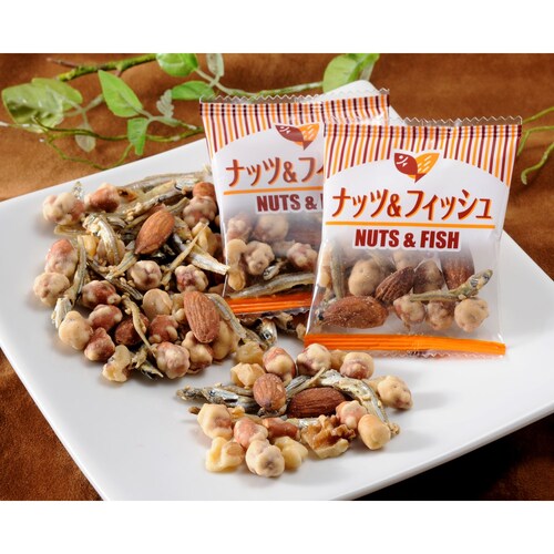 【フードロス対策】【20%OFF】 ナッツ＆フィッシュ 550g （賞味期限2023年5月1日）