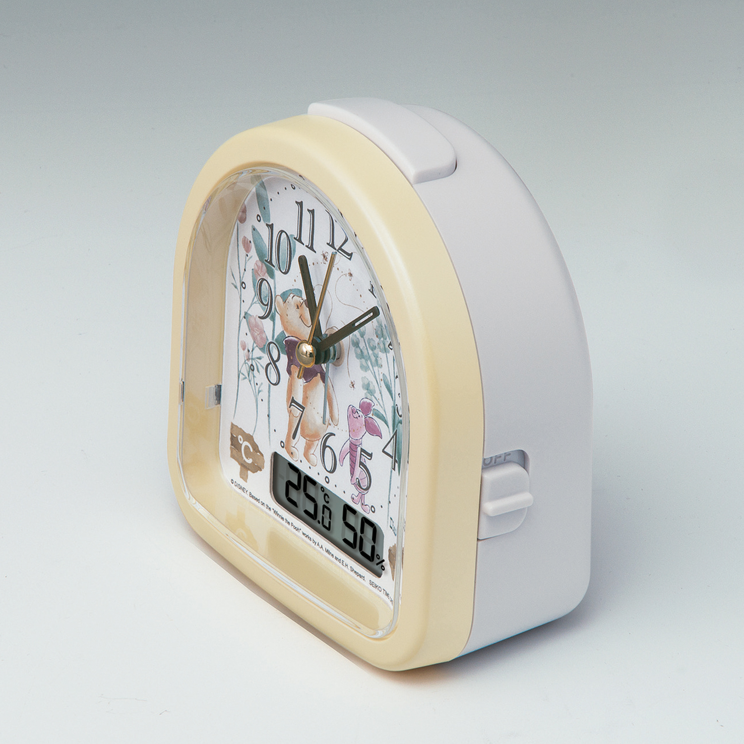 温度 湿度表示付きの目覚まし時計 くまのプーさん ディズニー Disney 通販のベルメゾンネット 温度 湿度表示付きの目覚まし時計 くまのプーさん ディズニー Disney 通販のベルメゾンネット