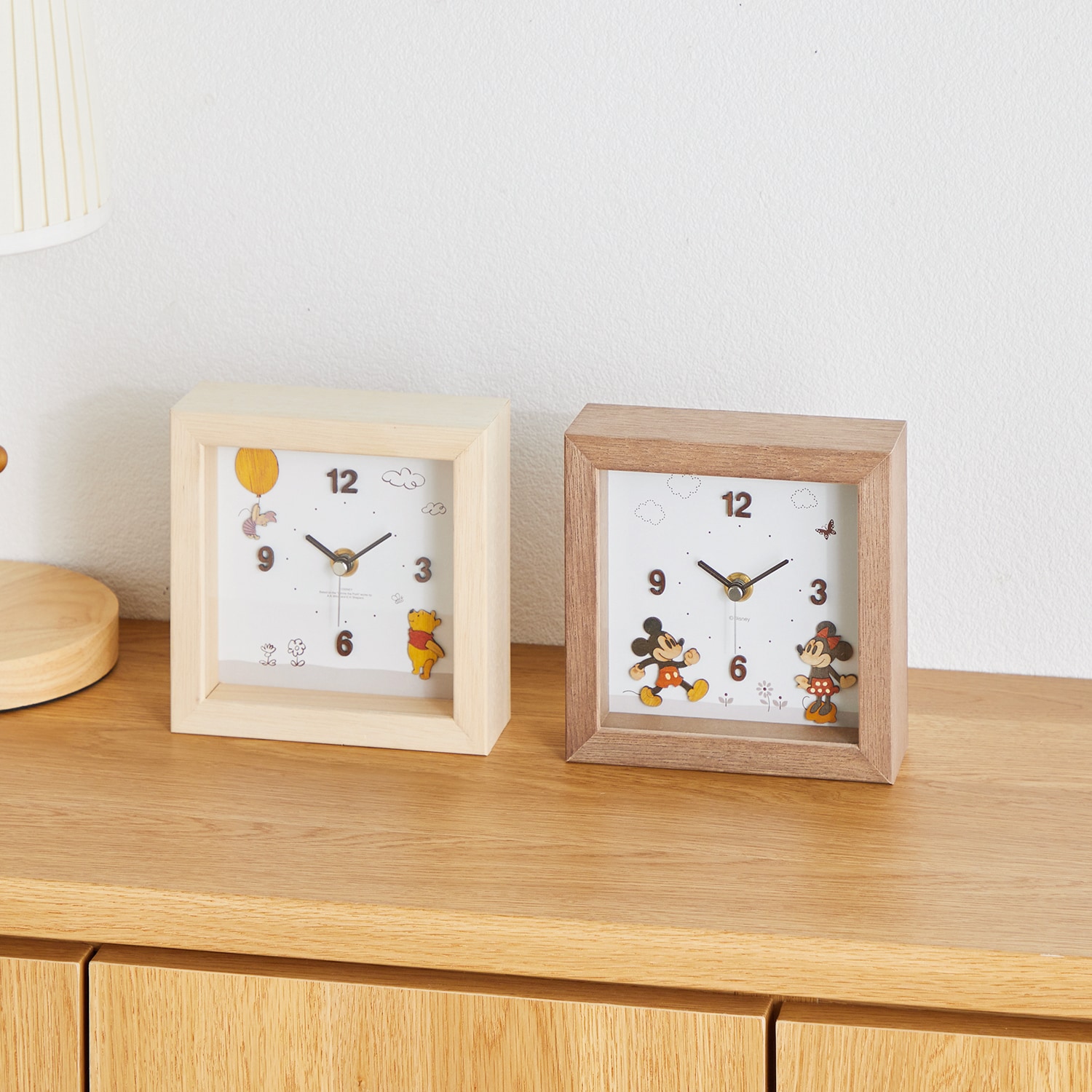 【ディズニー/Disney】ナチュラルデザインの木枠置き時計(選べるキャラクター)