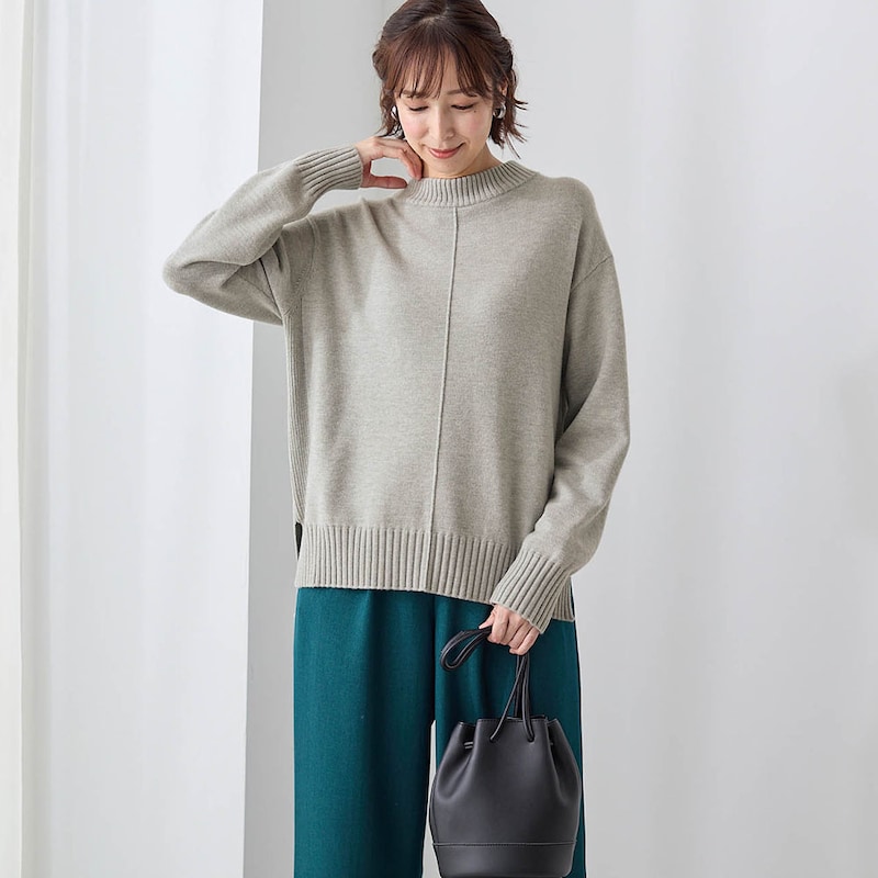 モデル身長169cm／M　＜ライトグレー＞