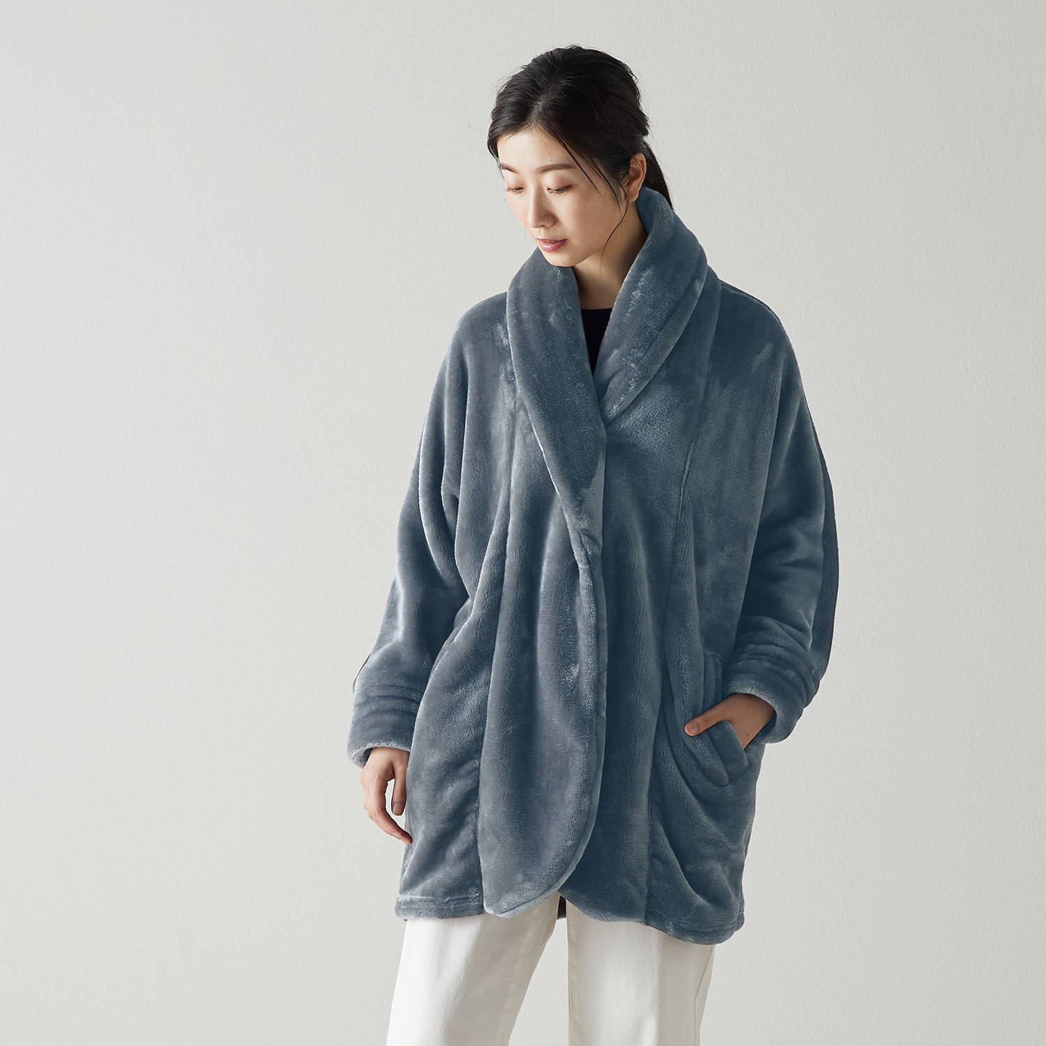 あったかなめらかなガウンジャケット 【幸せホルモンが出る肌触り】 あったかなめらかなガウンジャケット 【幸せホルモンが出る肌触り】
