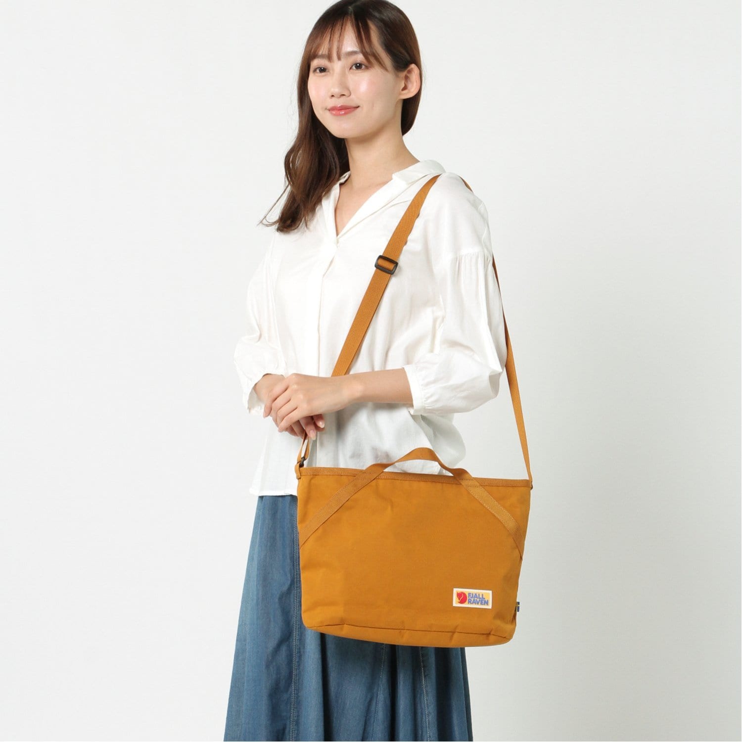 Vardag Crossbody ショルダーバッグ（ショルダーバッグ