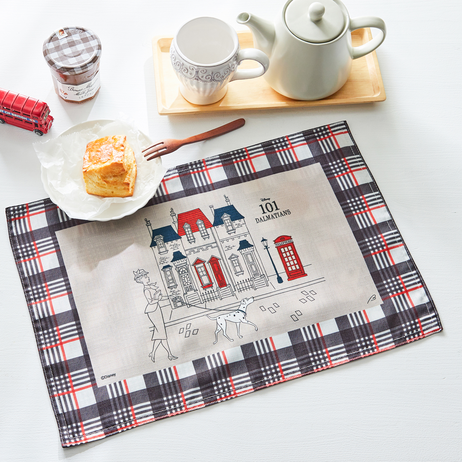 撥水加工のプリントランチョンマット2柄セット 101匹わんちゃん ディズニー Disney 通販のベルメゾンネット 撥水加工のプリントランチョンマット2柄セット 101匹わんちゃん ディズニー Disney 通販のベルメゾンネット