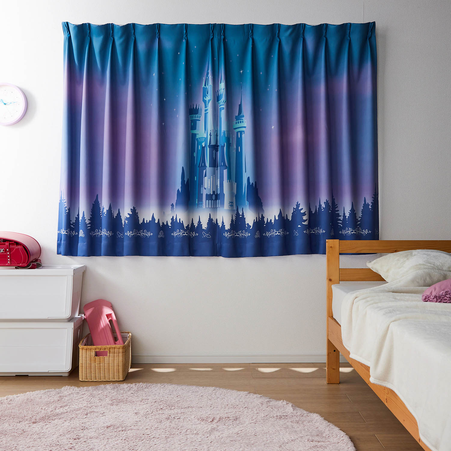 一枚絵のような遮光カーテン「シンデレラ」(ディズニー/Disney) 一枚絵のような遮光カーテン「シンデレラ」(ディズニー/Disney)