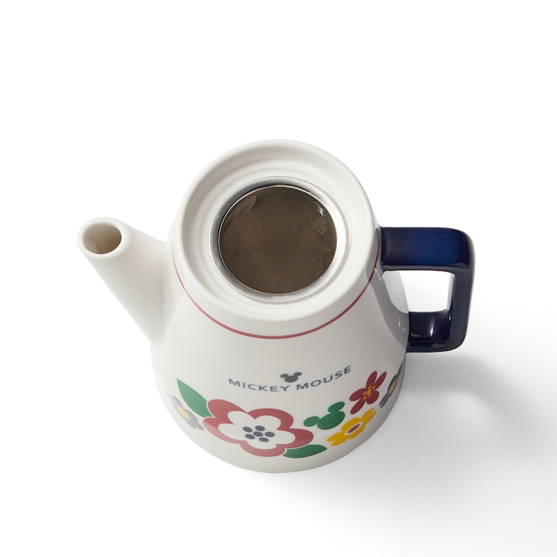 茶こしが付いています。