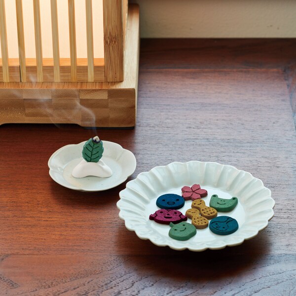 【ちょこちょこ】「ちょこちょこ」ちょこっとお香