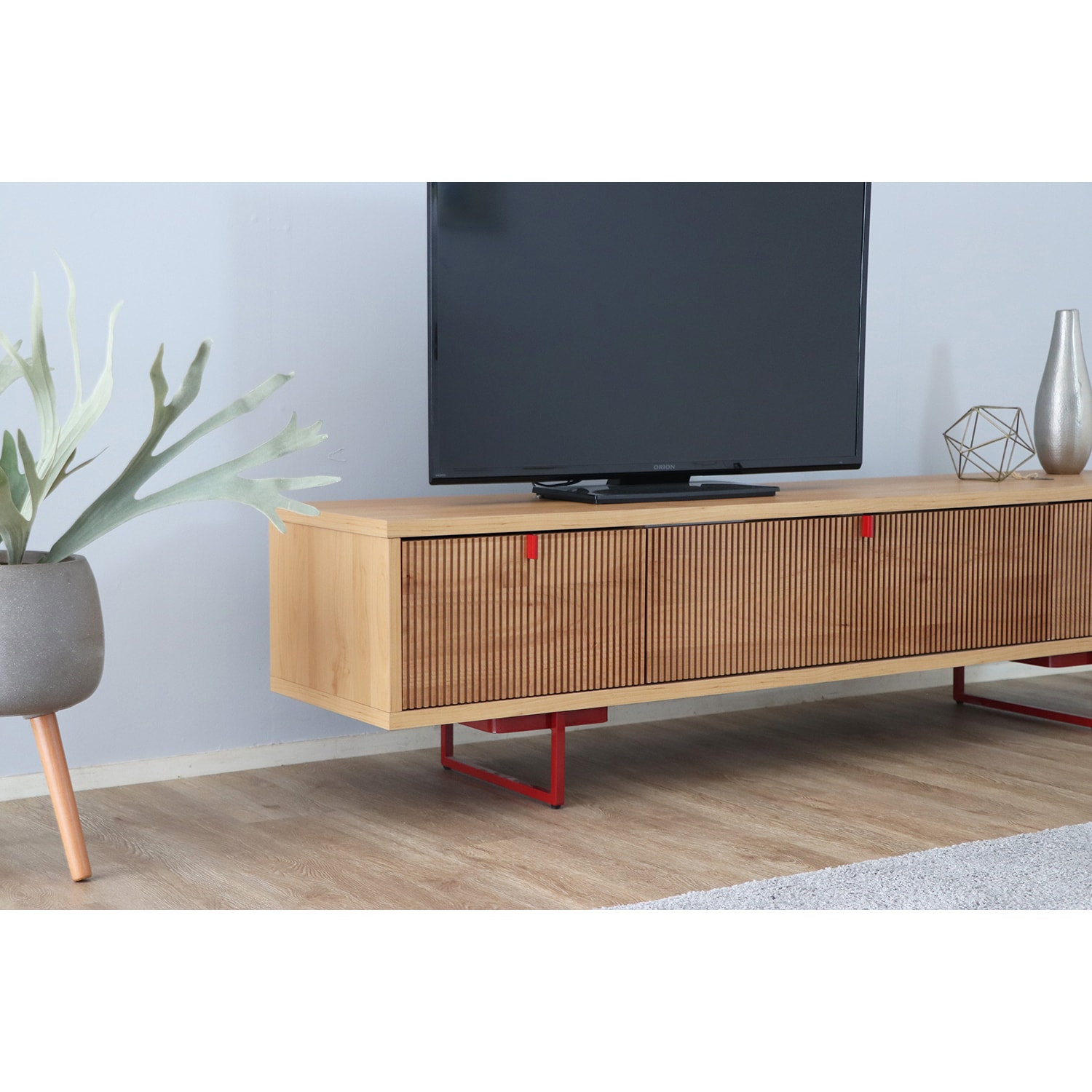 レッドカラーアクセントのテレビ台［日本製］（テレビ台/テレビボード