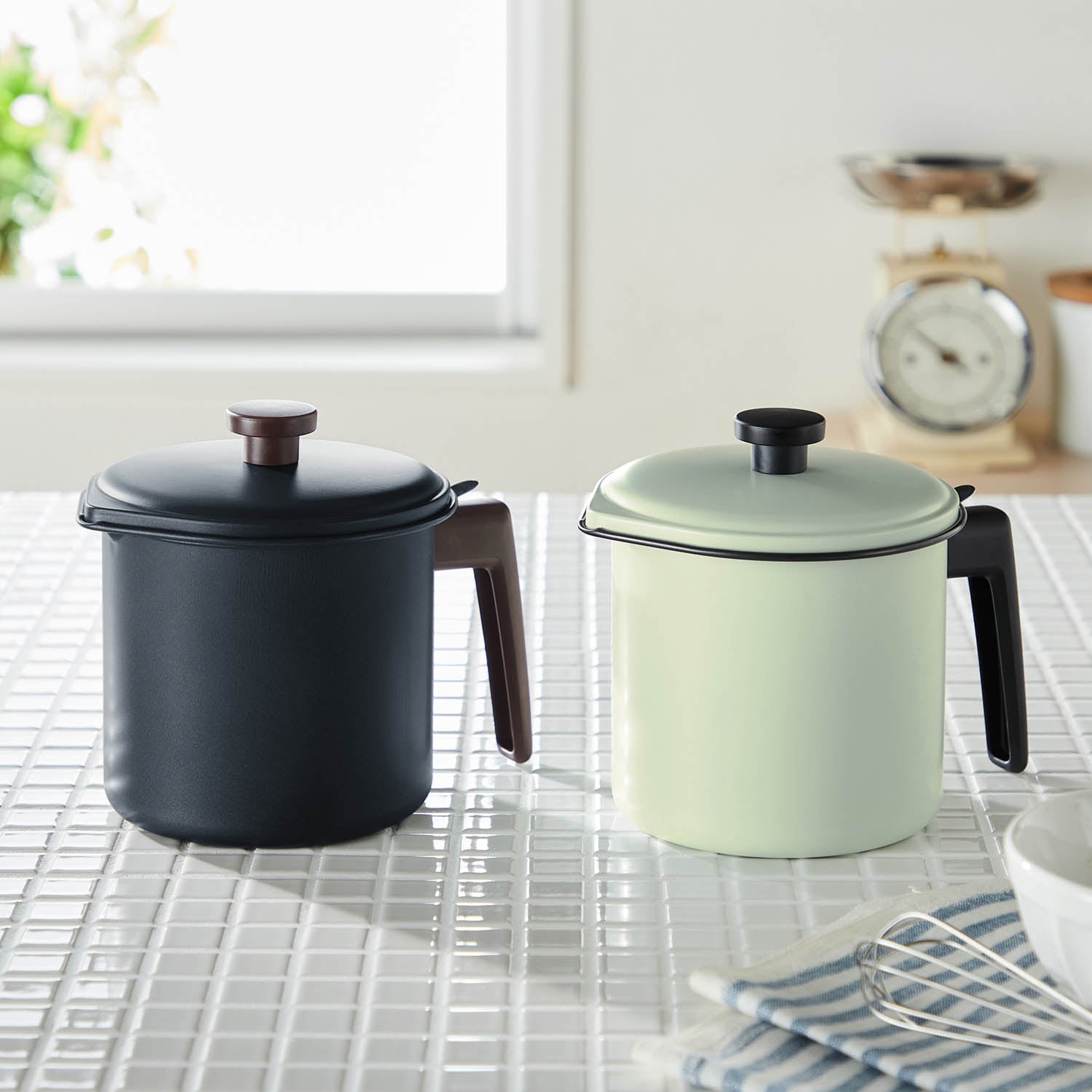 【ベルメゾン】【コスパ+時短使い比べセットタイプ登場!】 お手入れしやすいフッ素加工オイルポット[日本製]