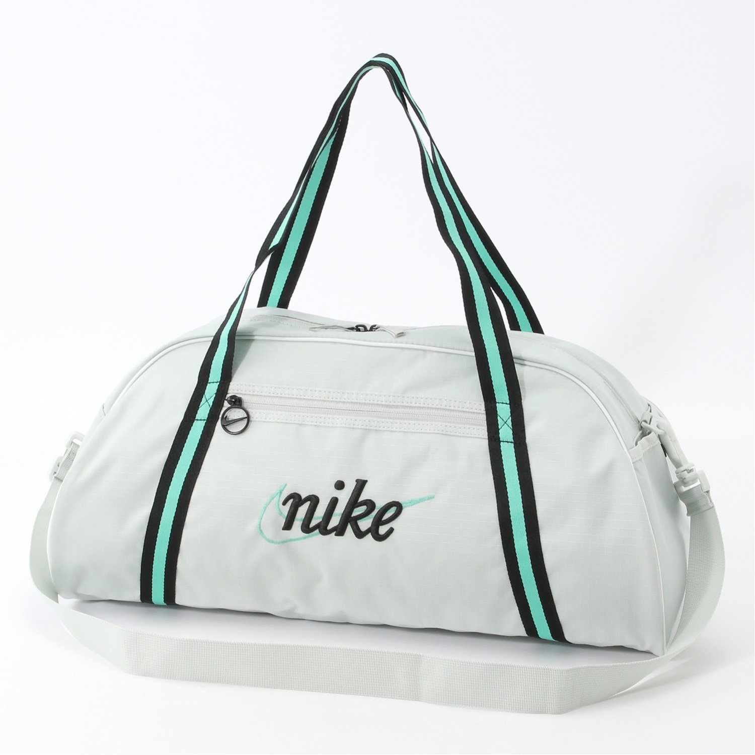 NIKEボストンバッグ95L スポーツ、旅行、部活に最適なNIKEのバッグです