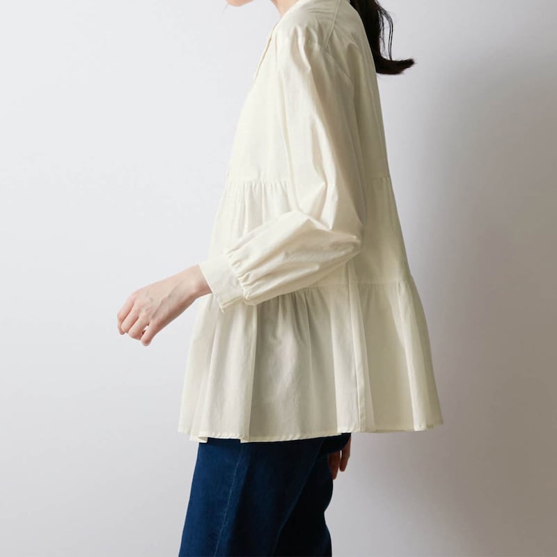 モデル身長172cm・Mサイズ着用