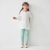 オフホワイト／モデル身長111cm・110サイズ着用