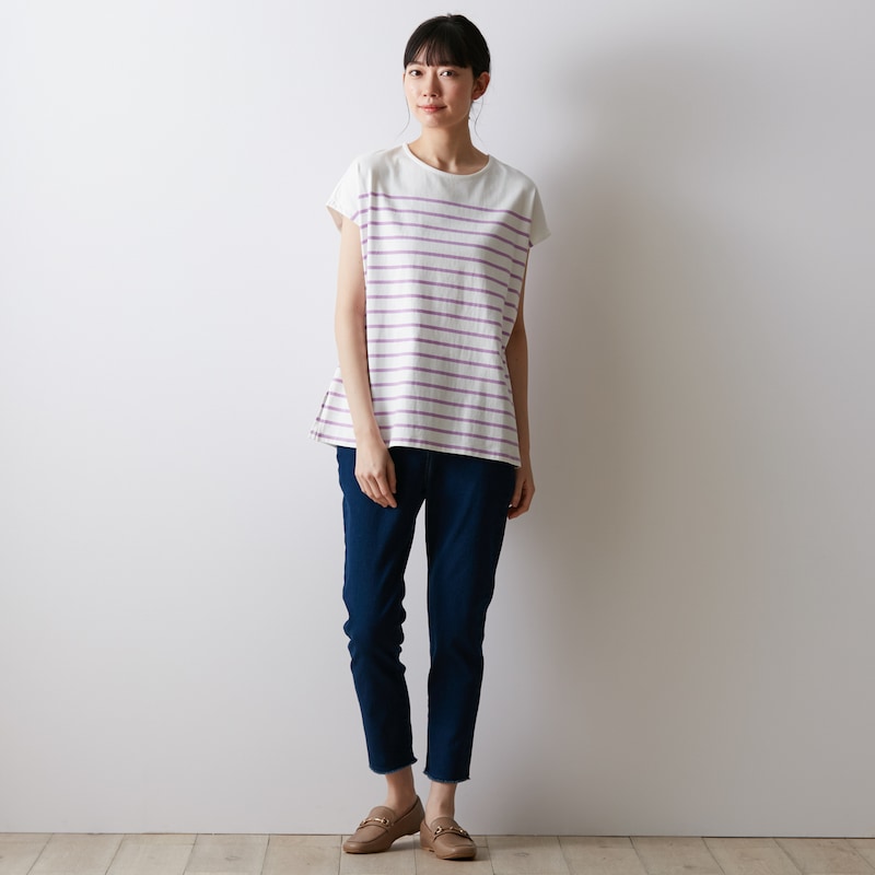 ネイビー／モデル身長172cm・Mサイズ着用