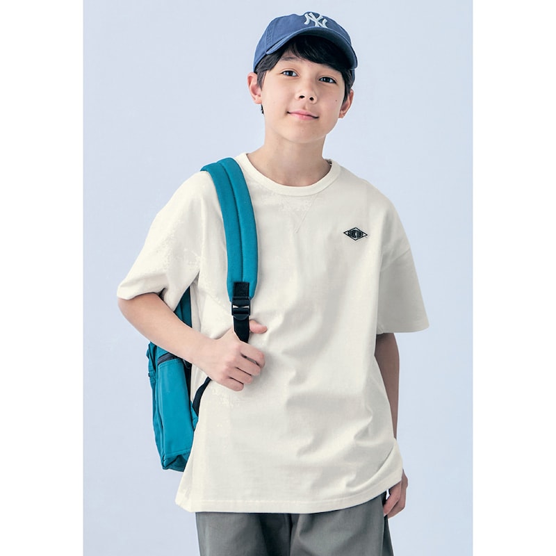 ホワイト／モデル身長152cm・サイズ160