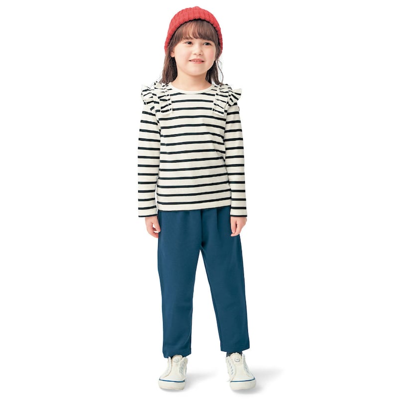 ネイビー／モデル身長114cm・サイズ110