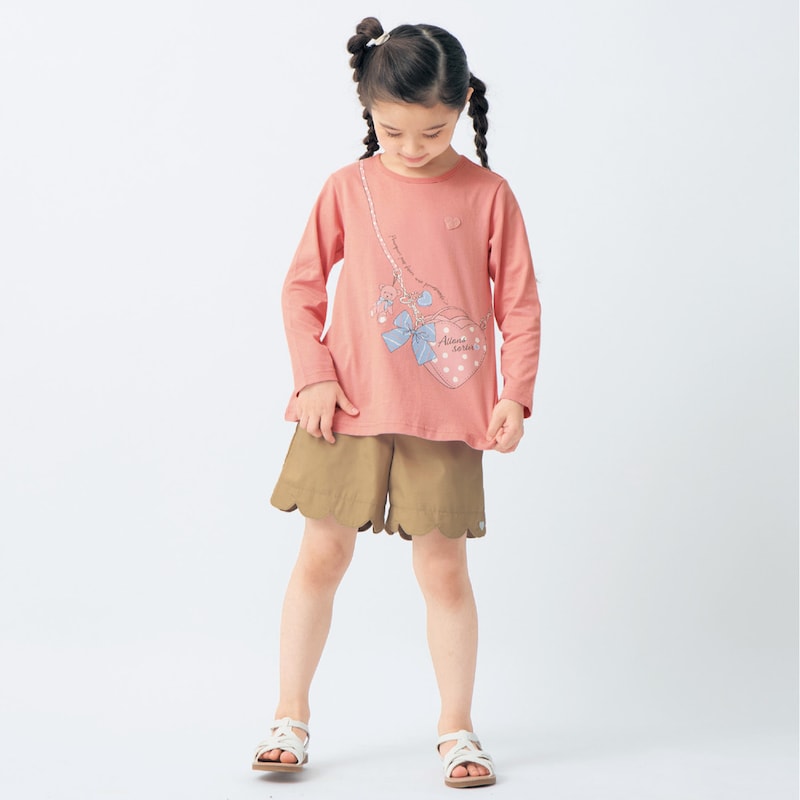 ピーチ（ポシェット）／モデル身長113cm・サイズ110