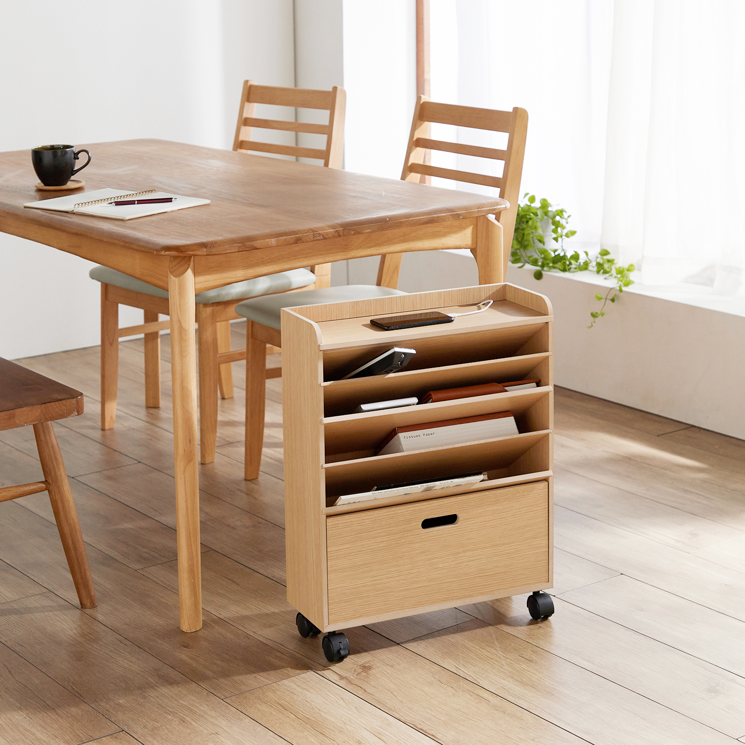 【ベルメゾン】小物がすっきり片付く斜めスリムワゴン