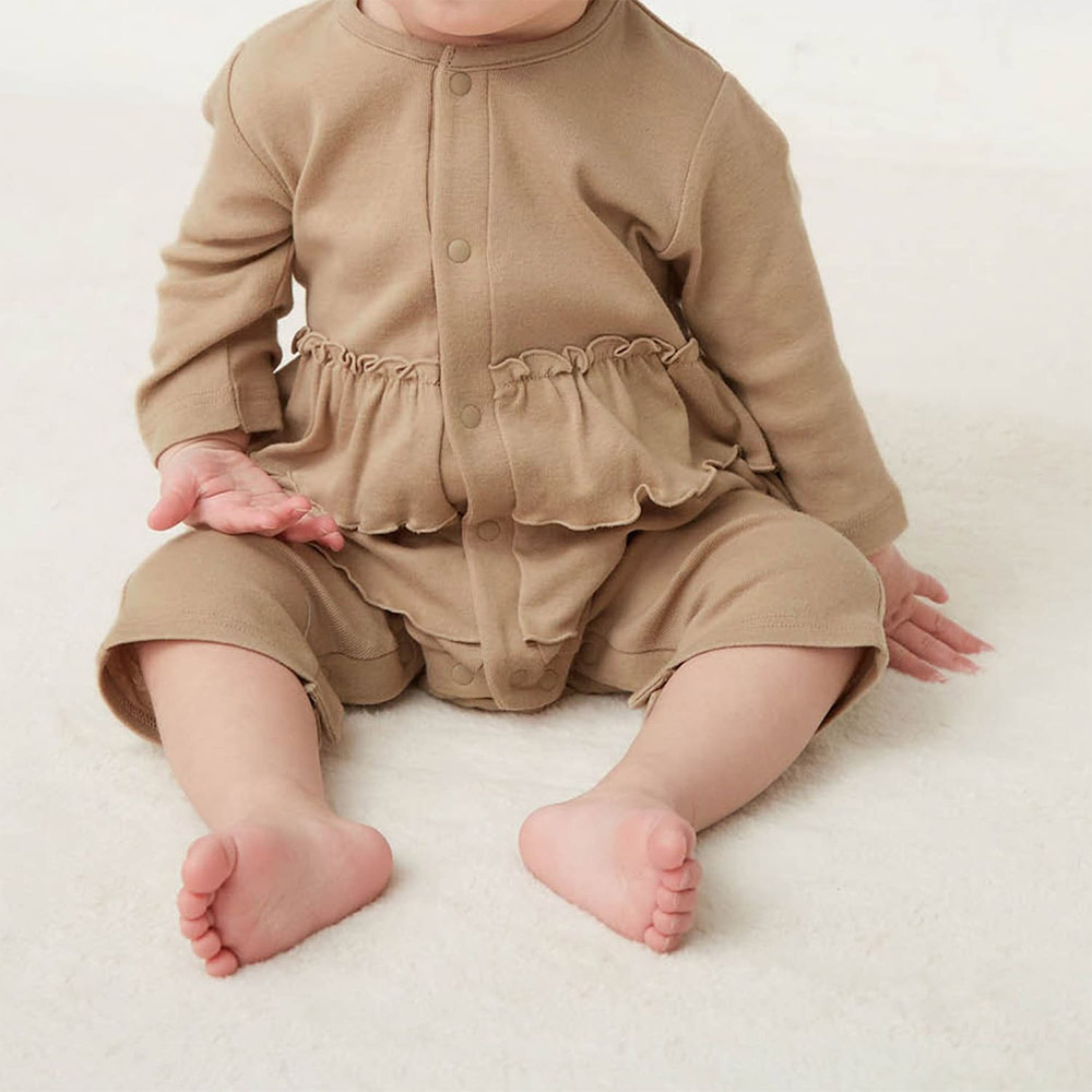 【ベルメゾン】ソフのびフライスフリル付き長袖前開きカエルロンパース 【ベビー服】
