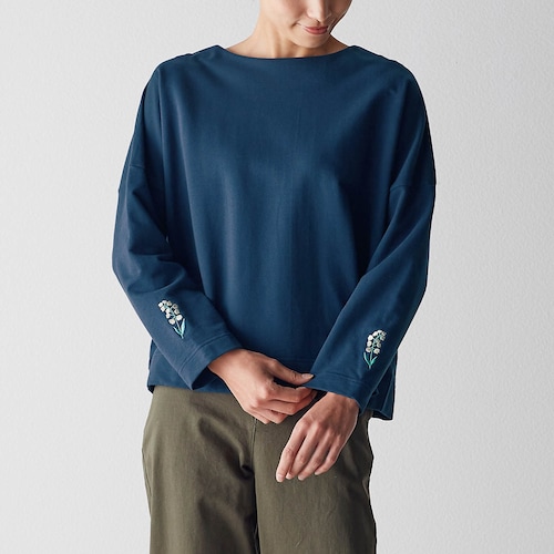 刺繍のドロップショルダープルオーバー 「ミニラボ」