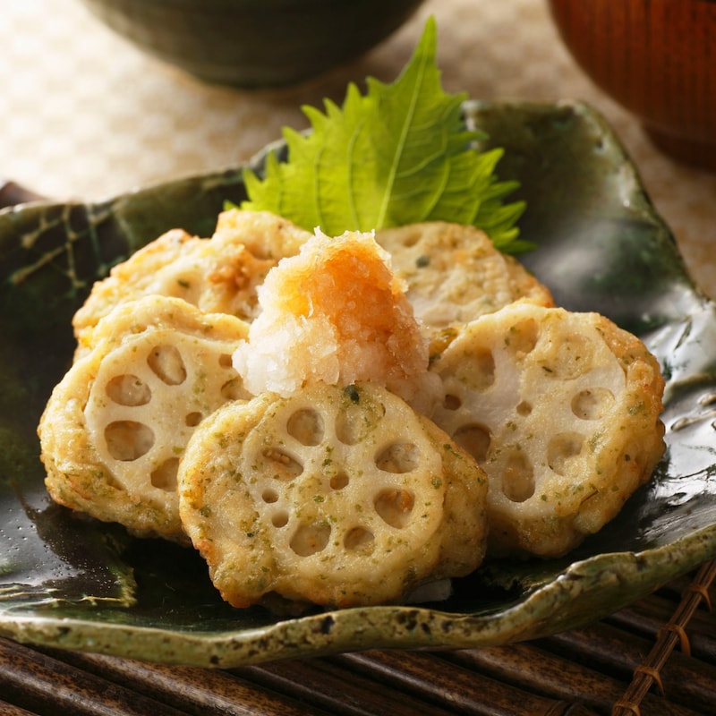 みつせ鶏蓮根かさね揚げ（あおさ入り）