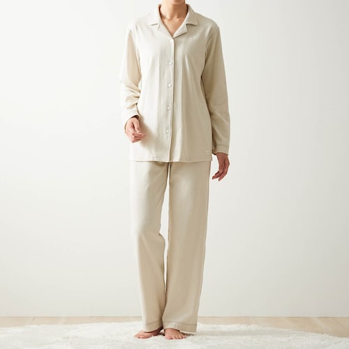 敏感肌さんのための綿100％前開き長袖パジャマ