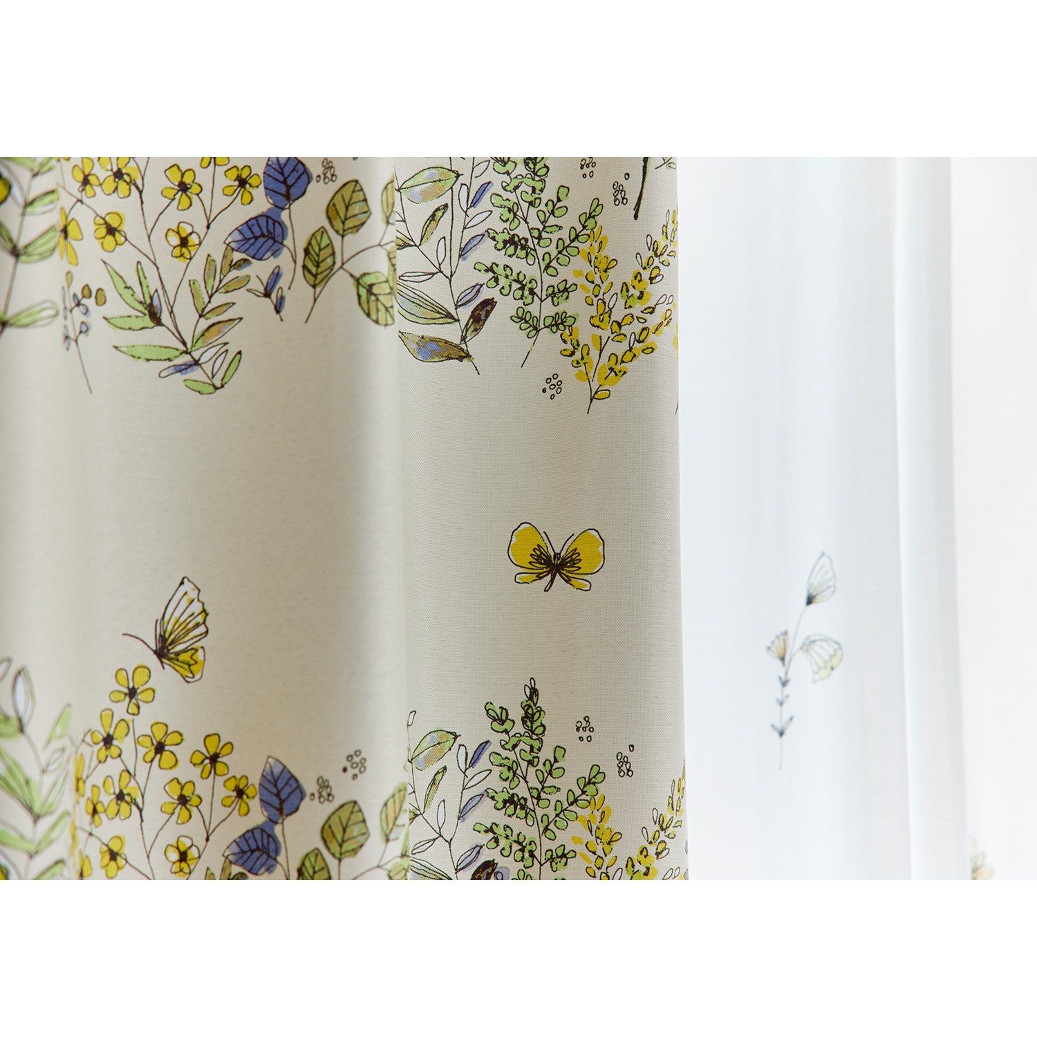 ナチュラルな花柄の遮光カーテン（ミチクサ）｜通販のベルメゾンネット