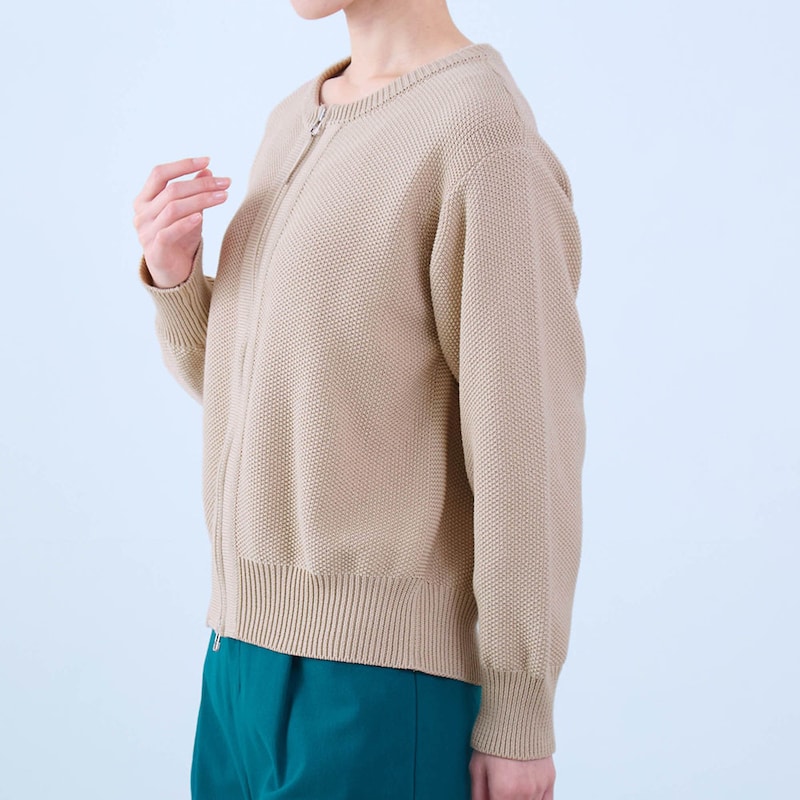 モデル身長168cm／M