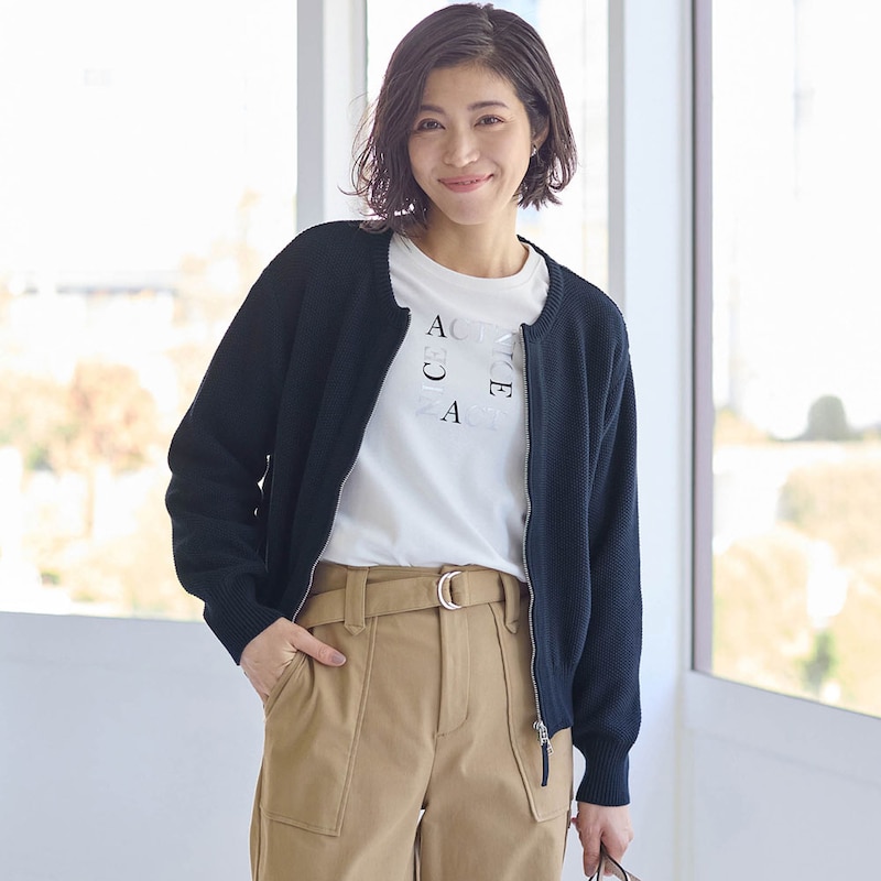 ネイビー