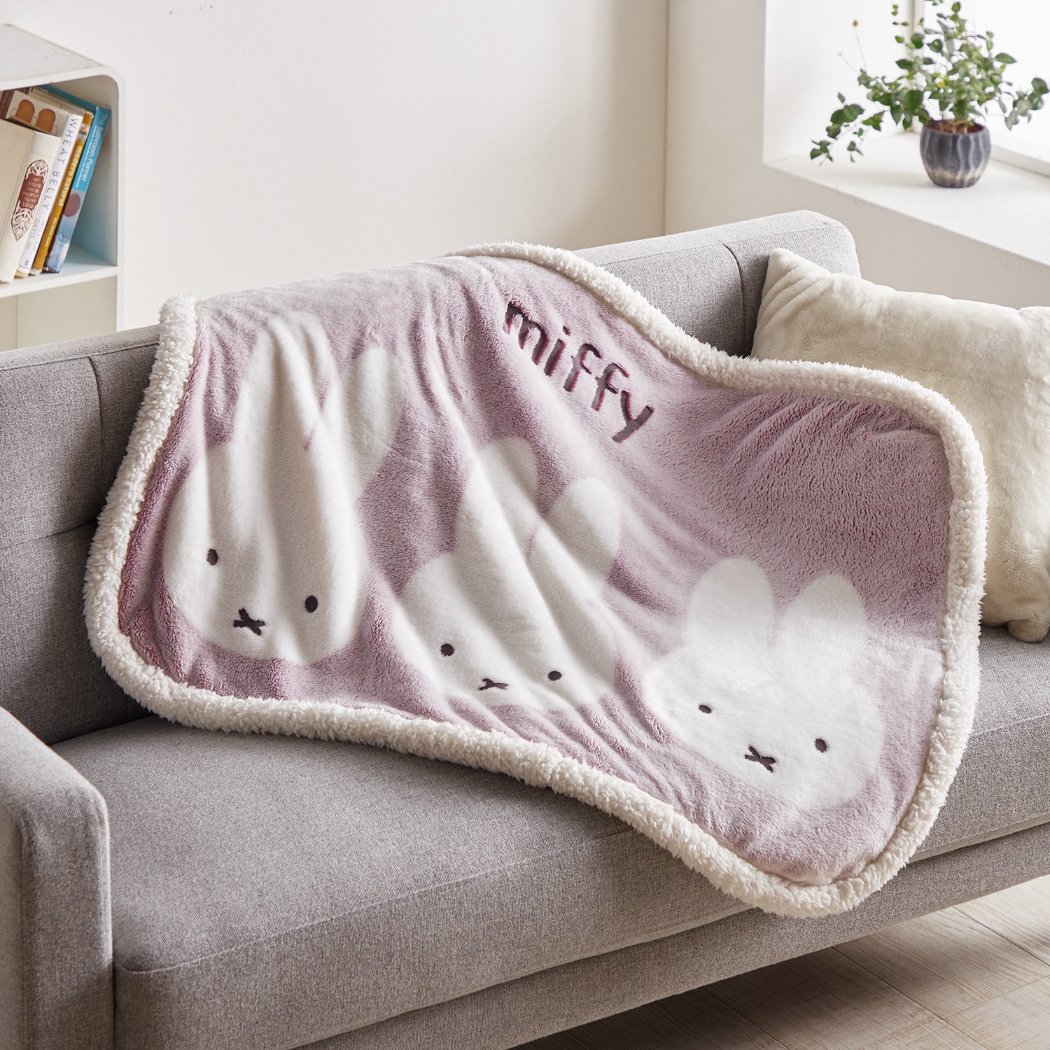 ミッフィー miffy 毛布 ブランケット ひざ掛け ピンク - ベビー家具/寝具/室内用品