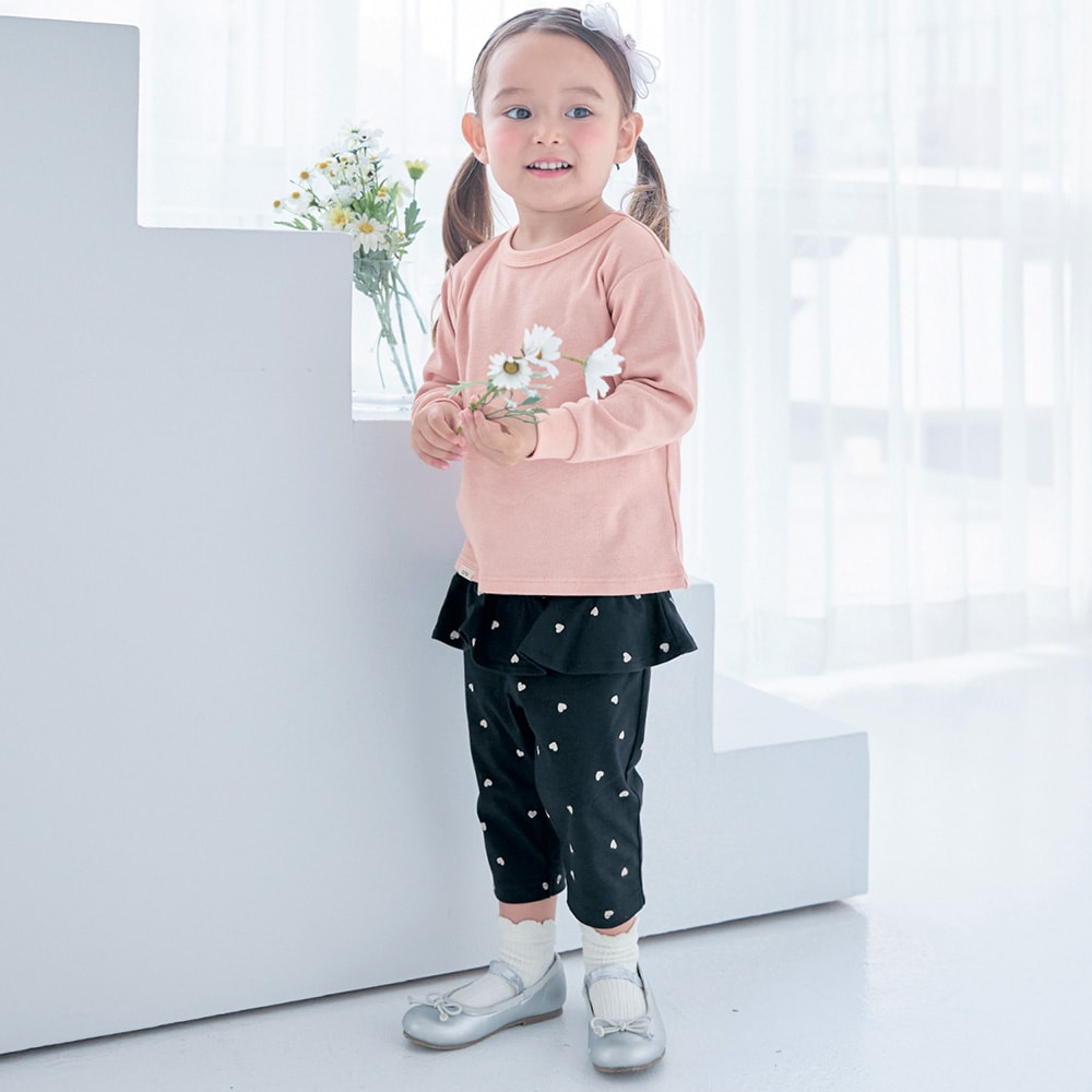 ハンカチが入るポケット付きのびるんウエストフリル7分丈レギンス